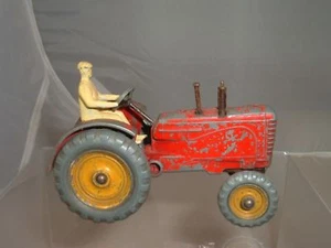 DINKY 300 MASSEY HARRIS TRACTOR RESTORATION VINTAGE - Picture 1 of 1