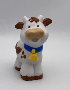 Fisher Price Little People Bauernhof Krippe Arche Tierfigur WEISSE KUH mit GLOCKE 2002 - Bild 1 von 4