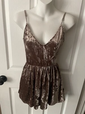 LA Hearts Velour Shorts Romper Womens Size S Boho Glam Brown Strappy - Image 1 of 4