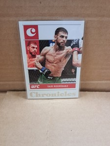 2022 Panini Chronicles UFC - #4 Yair Rodriguez
