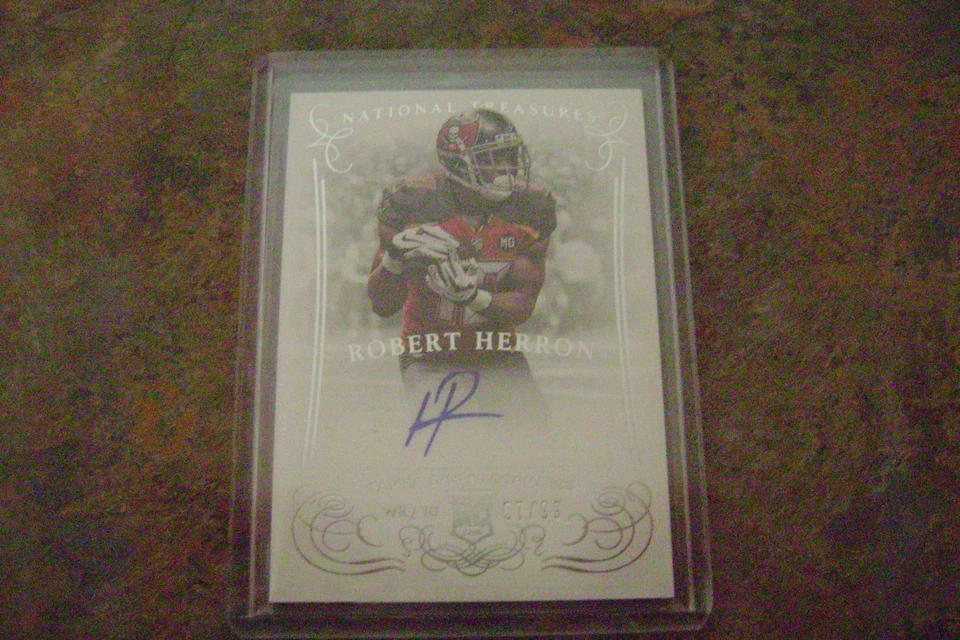 Robert Herron 2014 National Treasures Rc Auto 57/99 Tampa Bay Buccaneers - Image 1 of 1