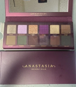Anastasia Beverly Hills (ABH) Fall Romance 12 Pan Lidschatten Palette. Full Size.  - Bild 1 von 3