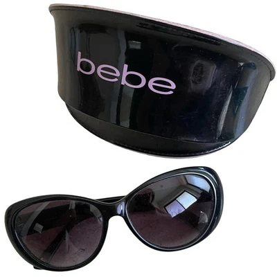 Gafas de sol Bebe ojos de gato marco negro pedrería con estuche blando Foto 1 de 4