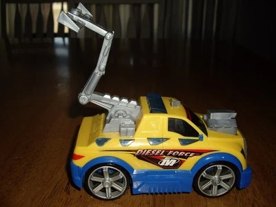 EUC Mattel Matchbox Diesel Force Tow Truck Talks and Moves - Image 1 of 4