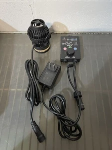Jebao - SOW-8 Aquarium Wavemaker w/ Controller (PRE-OWNED) - Picture 1 of 3