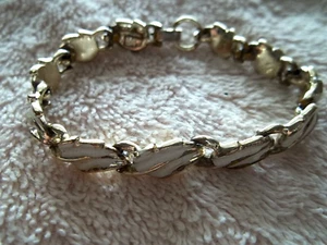 Vintage CORO Bracelet, Gold Tone Metal, White Enamel Leaf Links - Picture 1 of 4