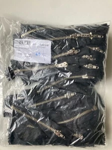 LAMPO ZIPPER BLACK 10cm x 100 pics MADE IN ITALY NIKEL QTA 100 FROM JAPAN - Picture 1 of 15