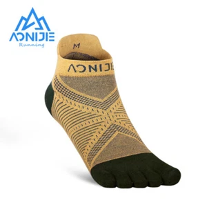 Un par de calcetines deportivos AONIJIE E4824 de corte bajo transpirables de cinco dedos - Imagen 1 de 12