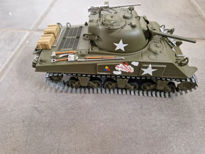 Minichamps Sherman M4A3 60th D-Day Anniversary.  Limited Edition 1/35 - Image 1 of 4