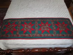 Handmade REVERSIBLE CHRISTMAS 8-POINT STAR Cotton PATCHWORK RUNNER - 18" x 58" - Imagen 1 de 6