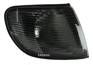 RIGHT TURN SIGNAL INDICATOR LAMP DARK FITS FOR AUDI A6 ( C4) 1994 - 1997 - Picture 1 of 6