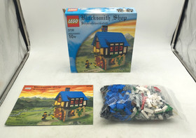 LEGO 3739 Blacksmith Shop GOOD MIB Box Classic Castle Vintage Rare 2002 Kingdoms