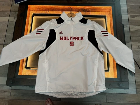 NC North Carolina State Wolfpack Climaproof Jacket Sideline Apparel Size XL New Cover