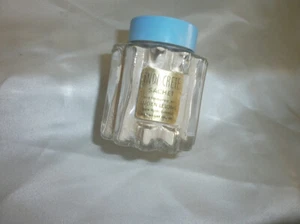Lucien LeLong INDISCRETE Powder Sachet -- Full - Picture 1 of 5