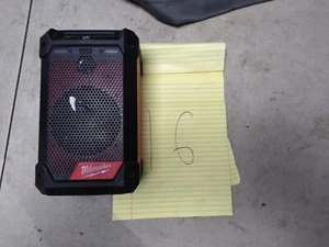Milwaukee 2951-20 M12 Radio/Bluetooth Speaker Tool Only #16 - Zdjęcie 1 z 4