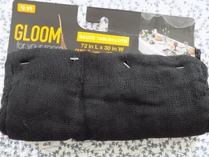 Tovaglia Halloween Gloom per la tua stanza garza nera ~ 72" x 30" ~ Nuova - Foto 1 di 1