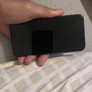 Iphone XS Gold (At&T Prepaid) - Picture 1 of 6