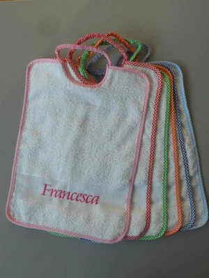 BAVAGLINO BIMBO BIMBA RICAMATO PERSONALIZZATO CM 26X34 CON ELASTICO  VARI COLORI - Image 1 of 2