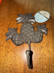 NWT Cast Iron Pineapple Trio With Hook Wall Hanger Decor Towel Holder 6” x 4.5” - Picture 1 of 4