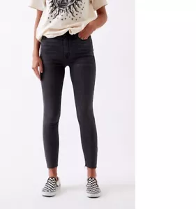 PacSun L.A. Damen Jegging Darkstone Schwarz Super High Rise Ausgefranster Saum Neu - Bild 1 von 8