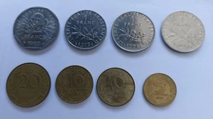 Münzen aus FRANKREICH  - 8 Stück 1963-1984 - Bild 1 von 2