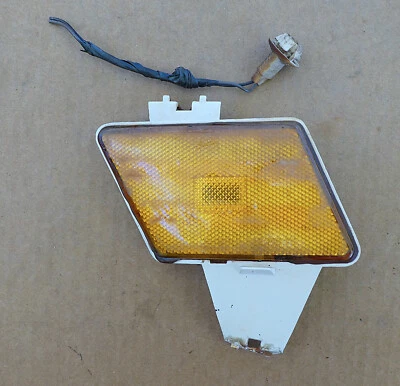 1970 Chevrolet Kingswood Lâmpada Marcadora Frontal Luz LH Esquerda - Imagem 1 de 3