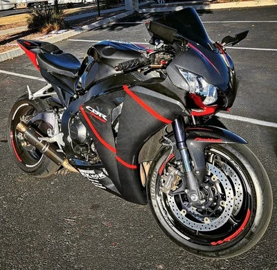 Kit de carenado MSD para Honda CBR1000RR 2008-2011 aspecto de fibra de carbono pintado en negro Foto 1 de 4