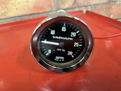 Smiths Vacuum Gauge , VG 1302/01A . - Image 1 of 4