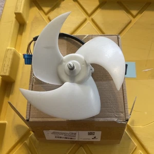 Refrigerator LG Kenmore Fan Motor Part#EAU62863103 - Picture 1 of 5