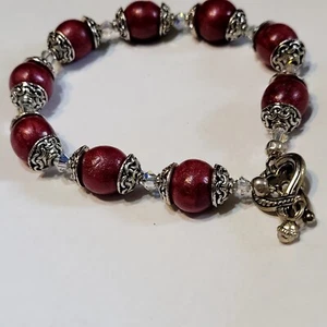Red And Silvertone Bead Bracelet With Clear Crystal Spacers And A Heart ... - Picture 1 of 12