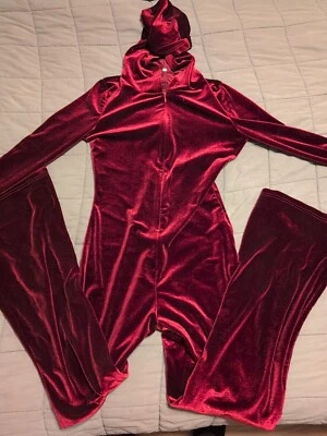 Комбинезон красный бархат с капюшоном - Изображение 1 из 4