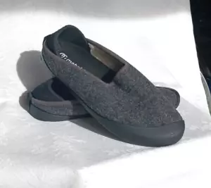 MAHABIS Curve Wool Slipper Dark Grey Black Rubber Removable Sole US W 7.5 EU 38 - Picture 1 of 4