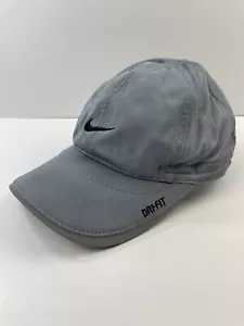 De colección Nike Dri-Fit Plata Malla Reflectante 3M Gorra para Correr Gorra Correa RARA - Imagen 1 de 5