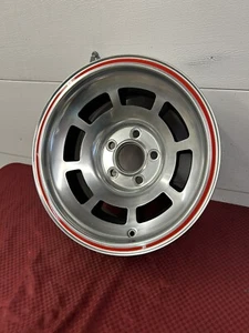 78 1978 CORVETTE PACE CAR RESTORED GM ALUMINUM MAG WHEEL - Picture 1 of 9
