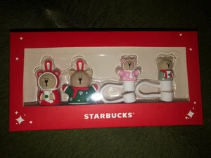 Nuevo en caja Nuevo Starbucks 2024 México Oso de Navidad Juego de 4 tapones de taza y paja REGALO - Imagen 1 de 3