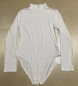 MANGOPOP Women’s Size Large Mock Turtle Neck Long Sleeve Bodysuit Top in White - Picture 1 of 12
