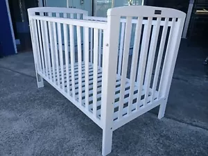 NEW WHITE BABY COT CRIB - SIDE DROP SYSTEM - Picture 1 of 5