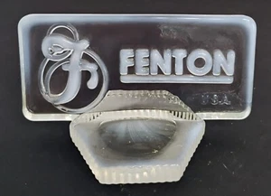 Fenton französisches opalisierendes Glas Logo Händlerschild - Bild 1 von 4