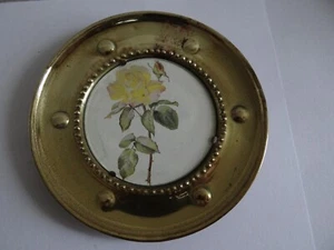 Vintage Brass Plate With Flower Picture In A Middle - Picture 1 of 3