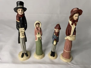 Vintage Hand Carved Wooden Carolers Set Of 4 90’s Rare Great Condition Fast Ship - Picture 1 of 3