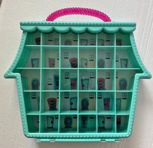 Disney Doorables Blue Aqua Collector Case Display With Handle Holds 30 Doorables - Picture 1 of 4