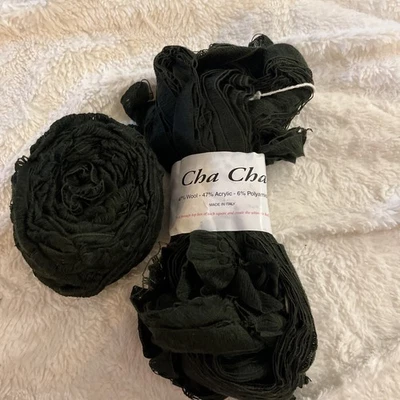 Trendsetter Cha Cha Negro Hilo Lana Acrílico Mezcla - 2 Madejas Foto 1 de 4