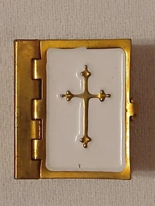 Miniature White Enamel Religious Book - The Gospel According To Matthew - Imagen 1 de 7