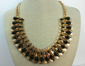 Vtg BOLD Cleopatra Egyptian Style Faceted Black Glass Beaded Collar Bib Necklace - Picture 1 of 24