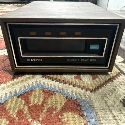 Reproductor de 8 pistas Ross modelo #6003 funcionando Foto 1 de 4