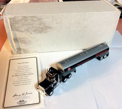 Remolque tractor Matchbox CCY09-M-Texaco Oil Peterbilt - petrolero de gasolina Foto 1 de 4