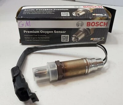 Bosch 12028 новый в коробке O2 датчик кислорода Gmc Jeep Buick Cadillac Chevrolet  - Изображение 1 из 3