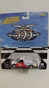 Johnny Lightning Indianapolis 500 Race Emergency Vehicles Chevy Pickup - Picture 1 of 3