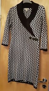 Dressbarn Black and White geometric, Knit Dress - Size S