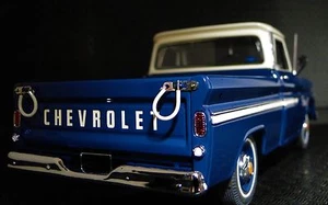 Chevrolet Chevy Pickup Truck Wagon Custom Built Metal Model Car Vintage Classic - Picture 1 of 11